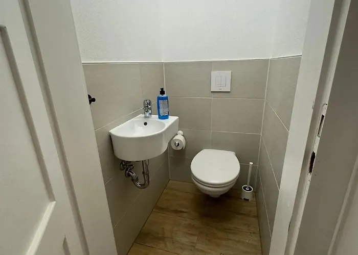 Am Suedwall Rechts Hébergement de vacances *