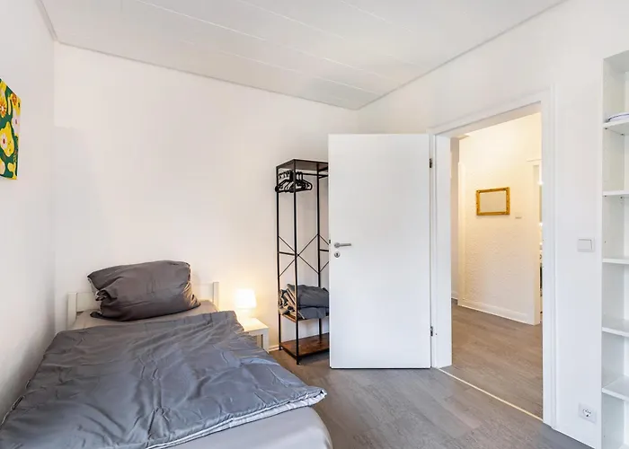 Am Suedwall Rechts Hébergement de vacances *