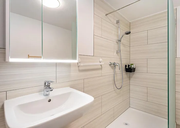 Am Suedwall Rechts Hébergement de vacances *